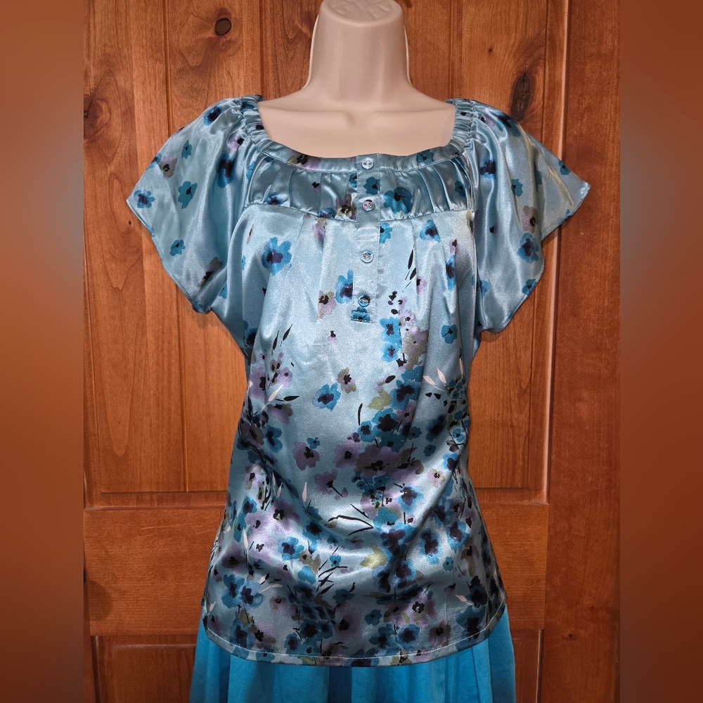 Apt. 9 Blue Floral Satin Blouse
